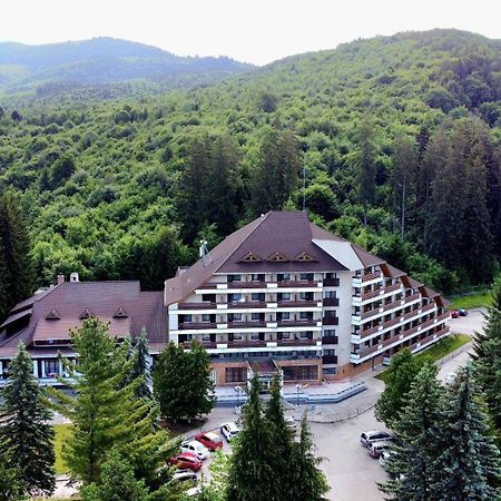 Hotel Bradul - Covasna Exteriér fotografie