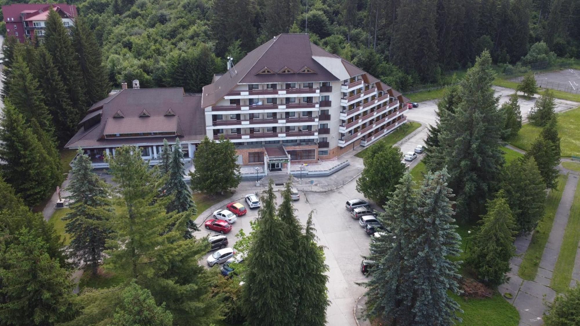 Hotel Bradul - Covasna Exteriér fotografie